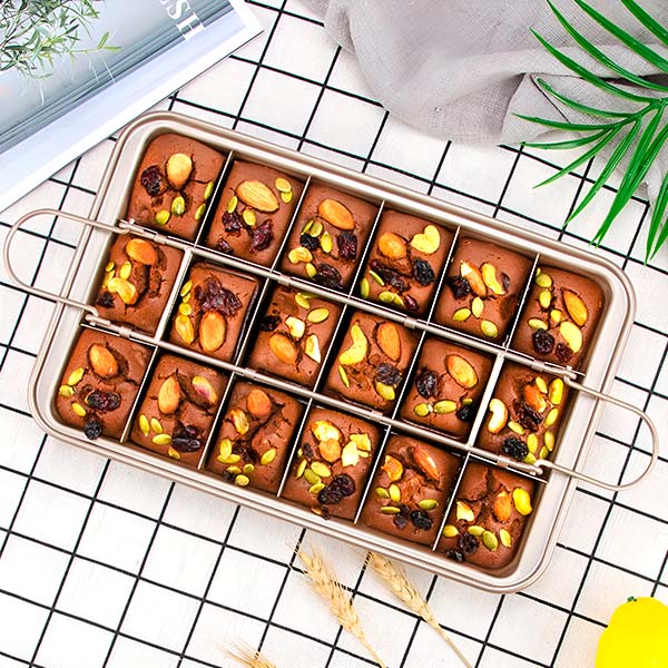 Moule à Pâtisserie avec Séparations Intégrées