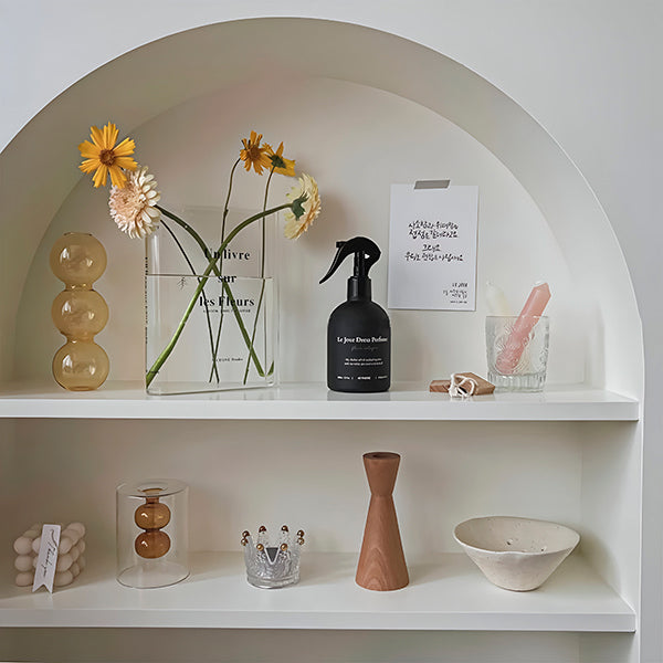 Vase à Livres Créatif