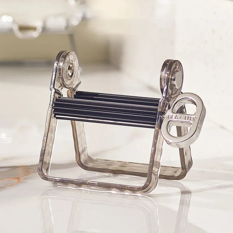 Un Rouleau de Dentifrice Pratique pour une Utilisation Complète