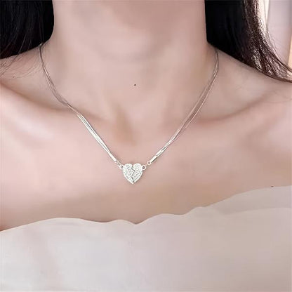 Elégant Collier Magnétique en Forme de Cœur